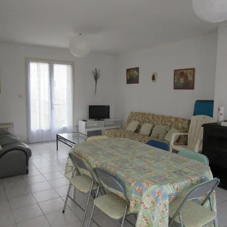 Holiday home Maison Au Calme Pres Des Plages A - Fr-1-194-353