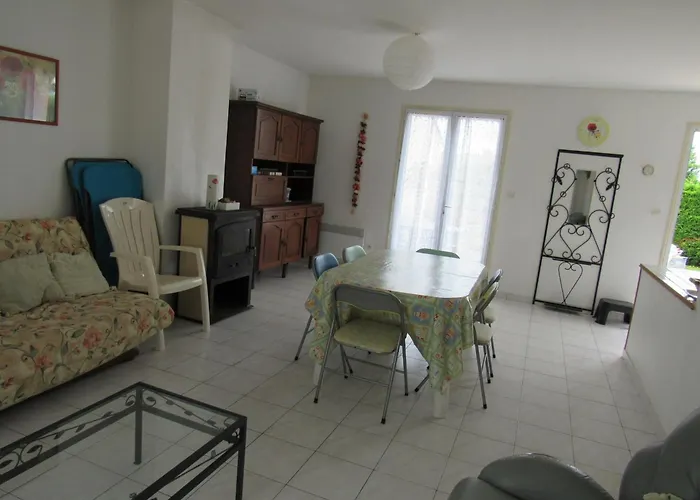 Maison Au Calme Près Des Plages à - Fr-1-194-353 LʼAiguillon-sur-Mer